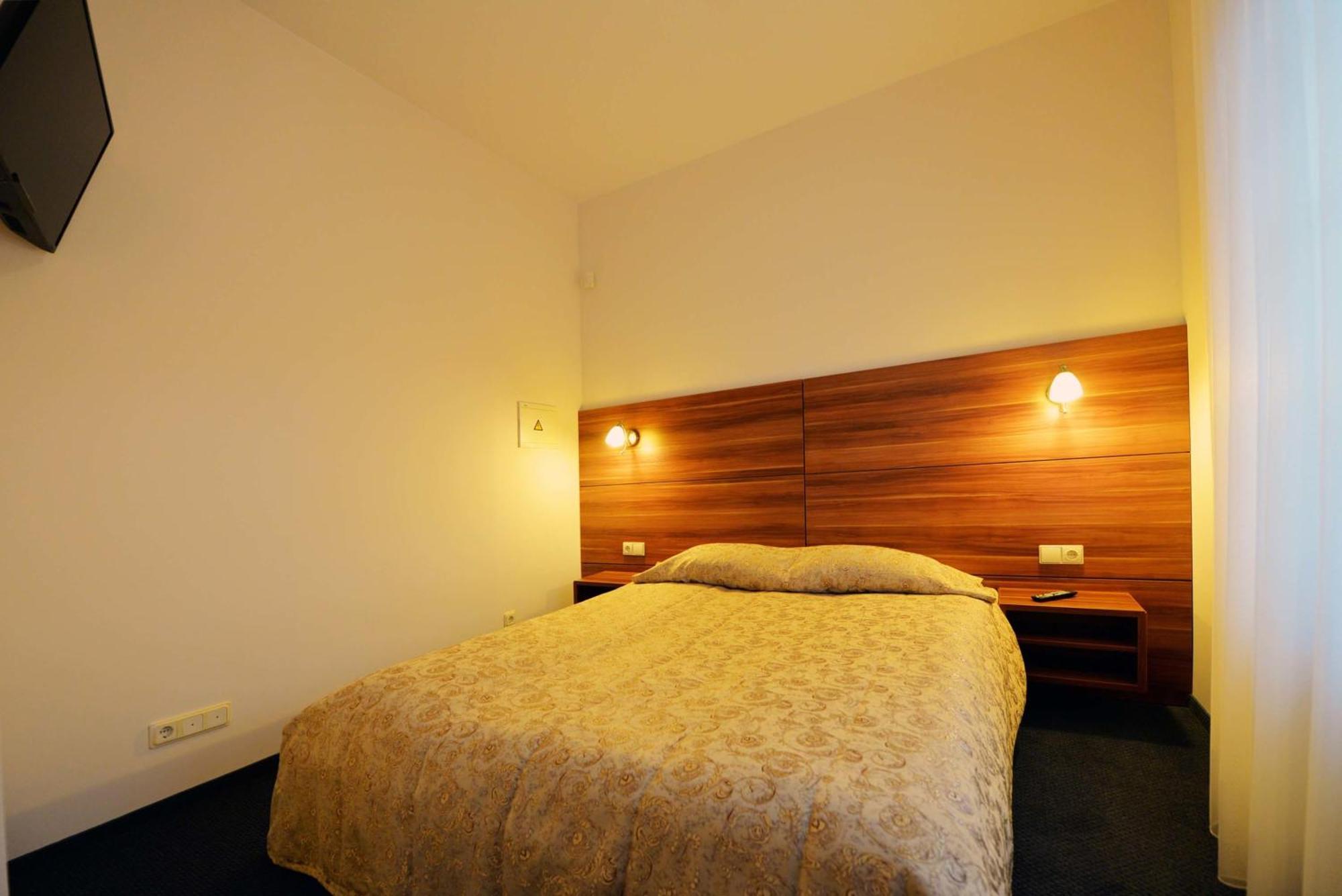 Guest House & Villa Astoma 팔랑가 객실 사진
