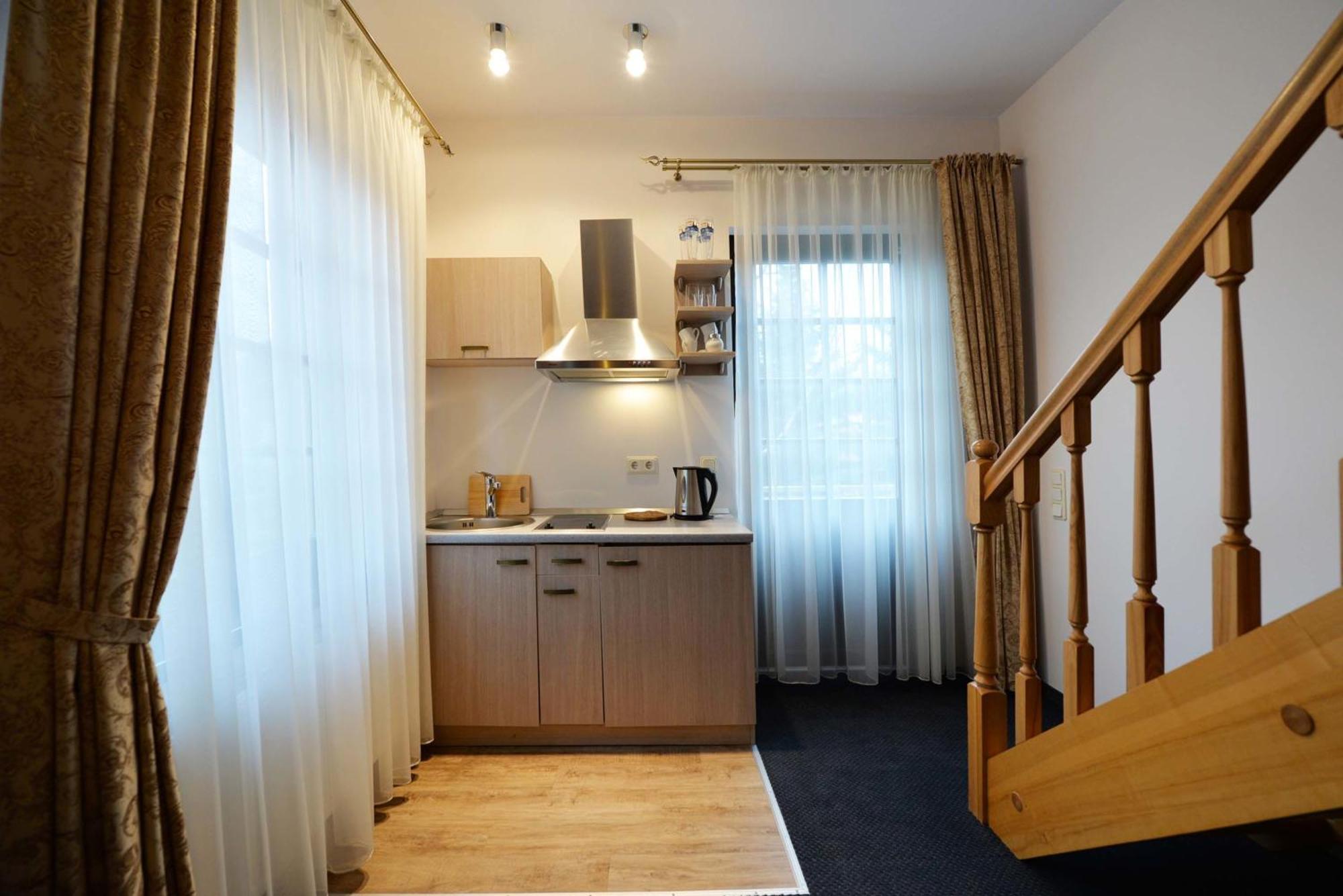 Guest House & Villa Astoma 팔랑가 객실 사진