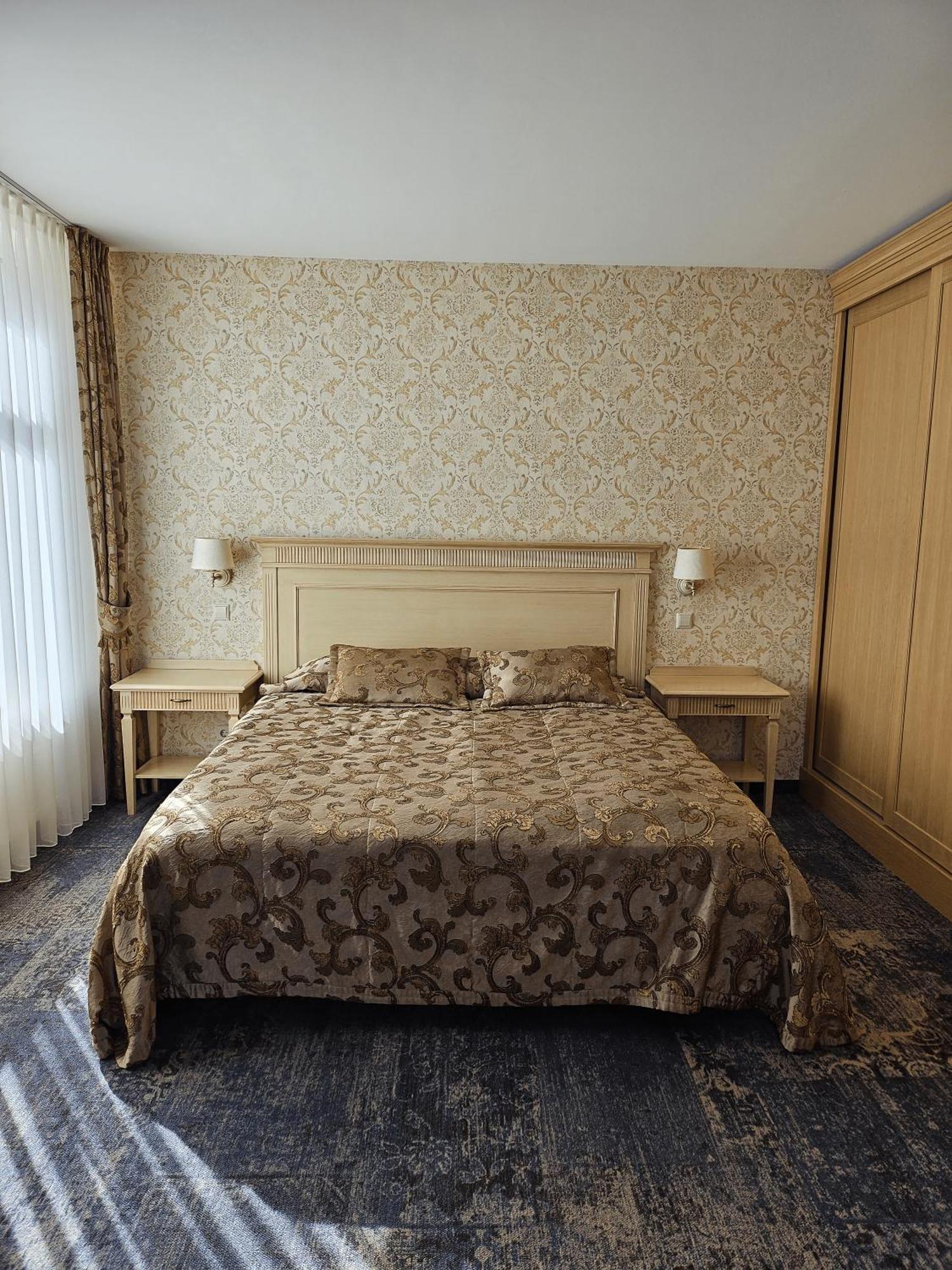 Guest House & Villa Astoma 팔랑가 외부 사진